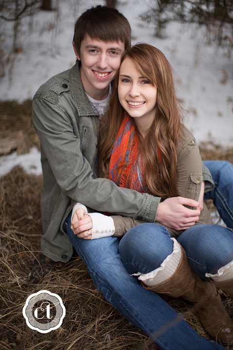 winter-engagement-session-www.courtneytompson.com-courtney-tompson-photography-wedding-photography-columbia-MO-engagements