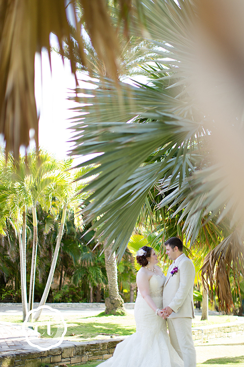 Kim-Jim-Antigua-destination-wedding-by-courtney-tompson-photography-a-columia-mo-photographer