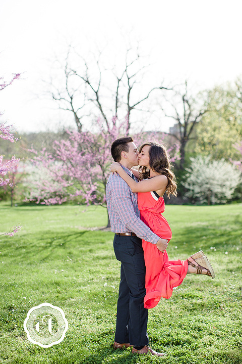 Jen-bryce-engagement-photography-columbia-mo-wedding-photographer-courtney-tompson-www.courtneytompson.com-couples-in-love-spring-photo-shoot
