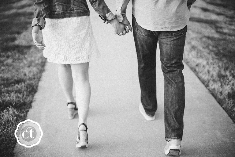 Jen-bryce-engagement-photography-columbia-mo-wedding-photographer-courtney-tompson-www.courtneytompson.com-couples-in-love-spring-photo-shoot