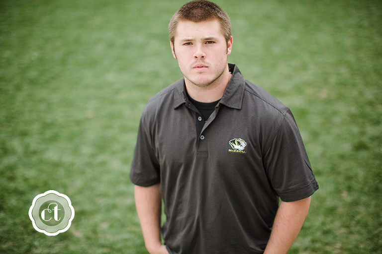 Mizzou-college-graduate-columbia-mo-senior-photographer-courtney-tompson-photography