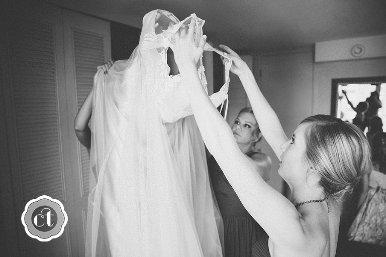 Nicole-and-Derek-St. Louis-MO-Wedding-Photography-by-Courtney-Tompson-Photography-9th-Street-Abbey