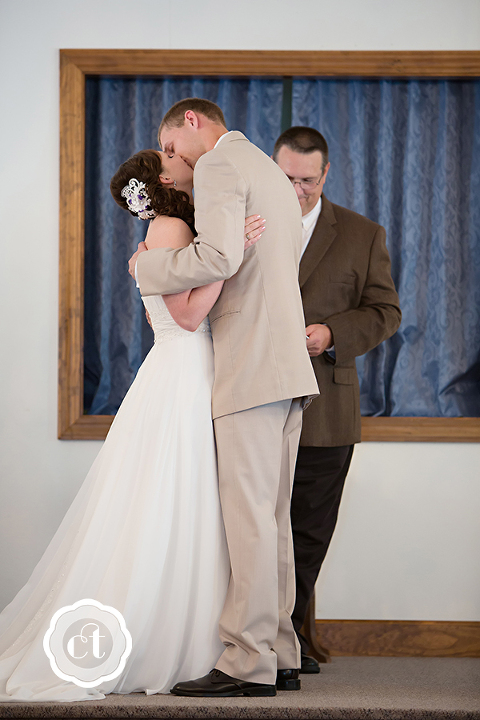Rachel-and-Michael-Macon-MO-Wedding-By-Courtney-Tompson-Photography-Columbia-MO-Wedding-Photographer
