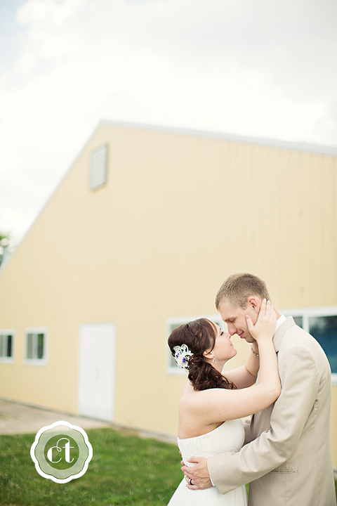 Rachel-and-Michael-Macon-MO-Wedding-By-Courtney-Tompson-Photography-Columbia-MO-Wedding-Photographer