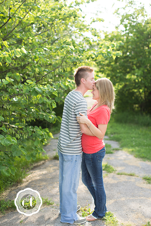 Shanna -and-Will-Columbia-MO-Engagement-Photography-by-Courtney-Tompson-Photography