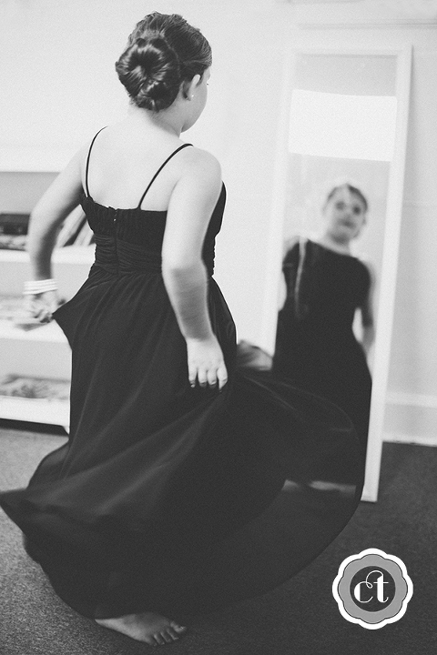 Brittany-and-Brett-Moberly-MO-Wedding-by-Courtney-Tompson-Photography