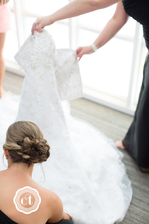 Brittany-and-Brett-Moberly-MO-Wedding-by-Courtney-Tompson-Photography