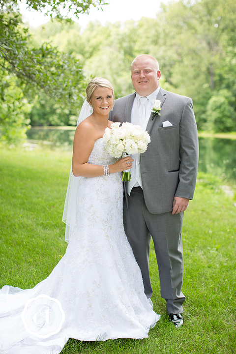 Brittany-and-Brett-Moberly-MO-Wedding-by-Courtney-Tompson-Photography