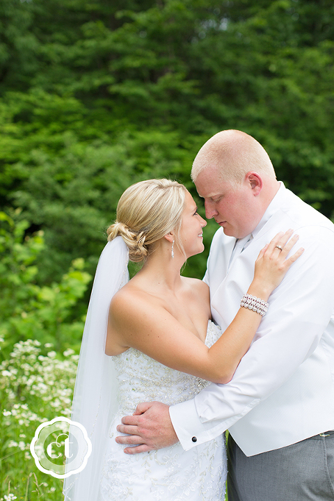 Brittany-and-Brett-Moberly-MO-Wedding-by-Courtney-Tompson-Photography