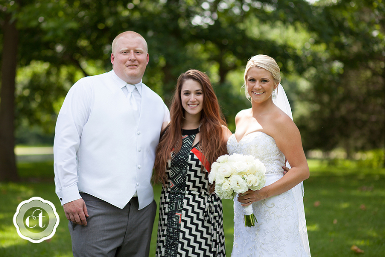 Brittany-and-Brett-Moberly-MO-Wedding-by-Courtney-Tompson-Photography