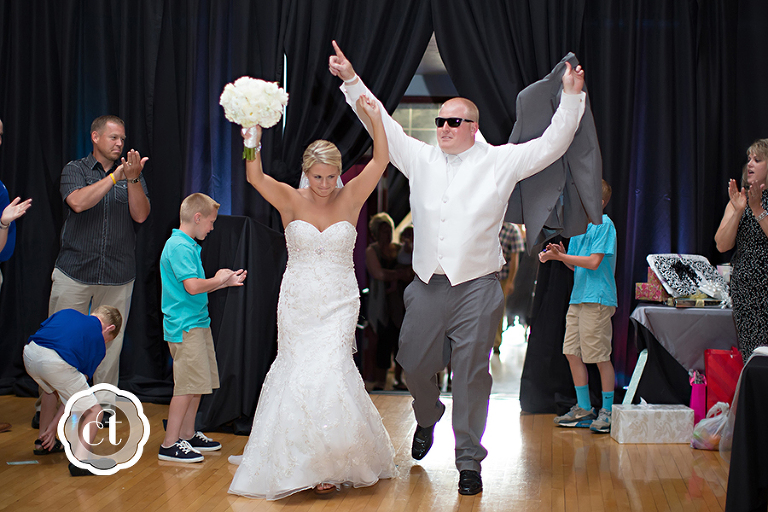 Brittany-and-Brett-Moberly-MO-Wedding-by-Courtney-Tompson-Photography