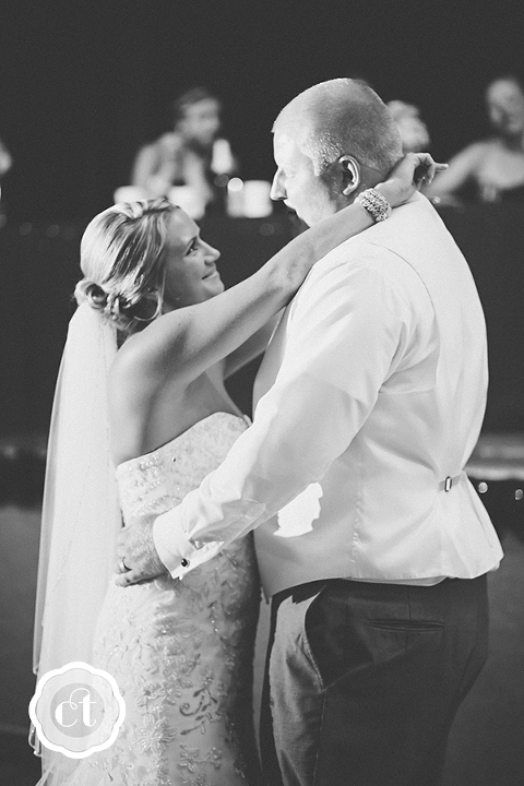 Brittany-and-Brett-Moberly-MO-Wedding-by-Courtney-Tompson-Photography