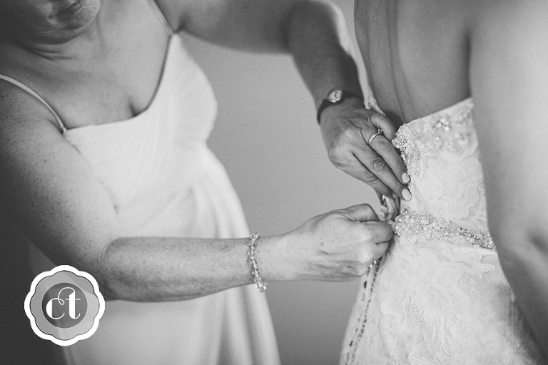 Hannah-and-Jordon-Mammoth-City-Arkansas-Wedding-by-Columbia-MO-Wedding-Photographer-Courtney-Tompson