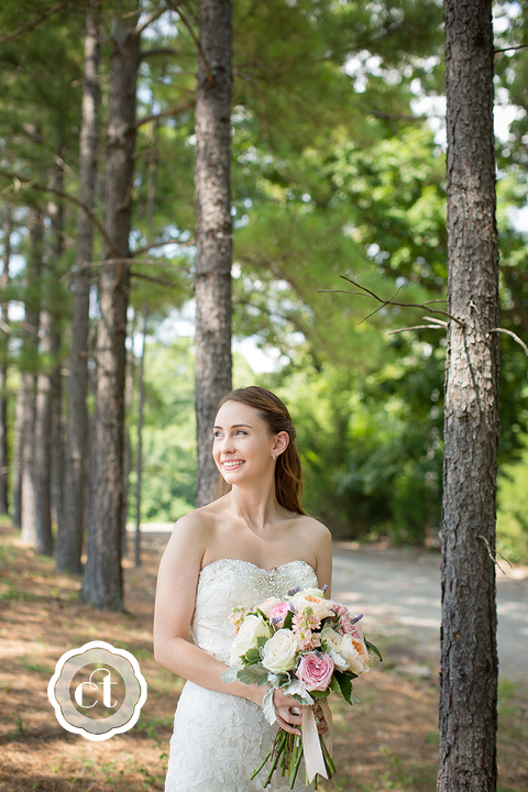 Hannah-and-Jordon-Mammoth-City-Arkansas-Wedding-by-Columbia-MO-Wedding-Photographer-Courtney-Tompson