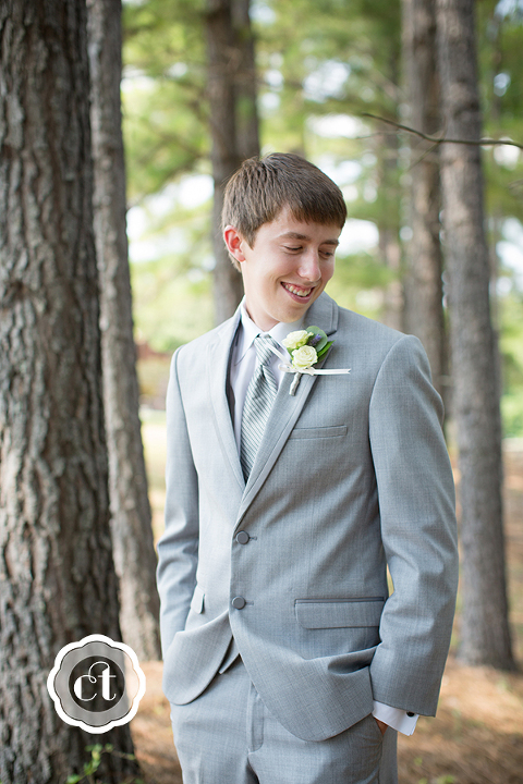 Hannah-and-Jordon-Mammoth-City-Arkansas-Wedding-by-Columbia-MO-Wedding-Photographer-Courtney-Tompson