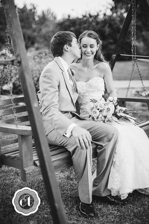 Hannah-and-Jordon-Mammoth-City-Arkansas-Wedding-by-Columbia-MO-Wedding-Photographer-Courtney-Tompson