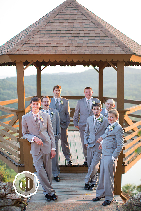 Hannah-and-Jordon-Mammoth-City-Arkansas-Wedding-by-Columbia-MO-Wedding-Photographer-Courtney-Tompson