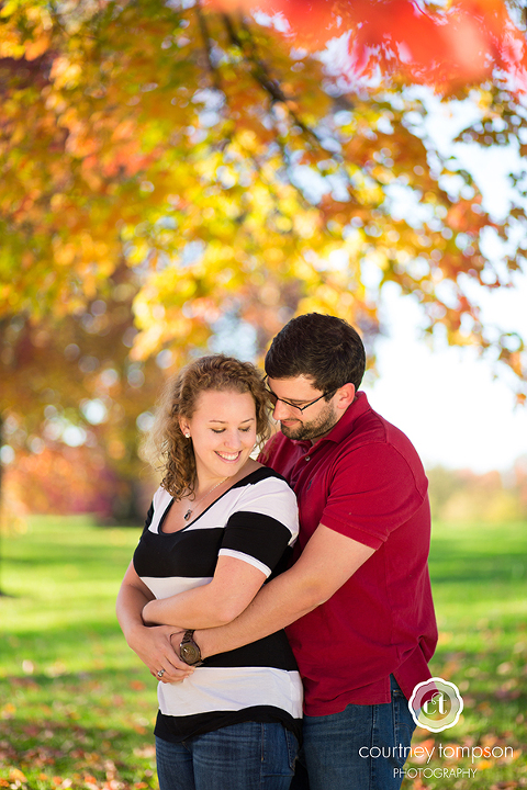 Alyssa-&-Mike-Columbia-MO-Fall-Engagement-Session-at-Stephen's-Park