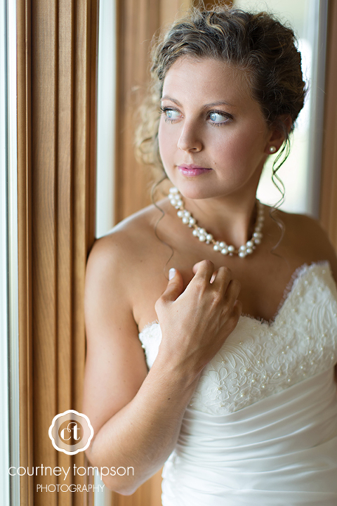 Columbia-Mo-Wedding-Photography-Serenity-Valley-Winery-by-Courtney-Tompson