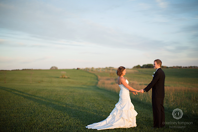 Columbia-Mo-Wedding-Photography-Serenity-Valley-Winery-by-Courtney-Tompson