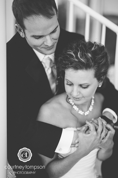 Columbia-MO-Wedding-Photography-Serenity-Valley-Winery-by-Courtney-Tompson-Photography