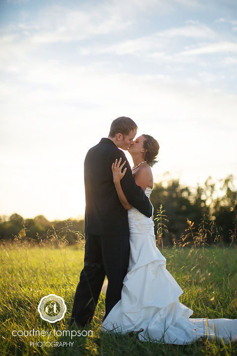 Columbia-MO-Wedding-Photography-Serenity-Valley-Winery-by-Courtney-Tompson-Photography