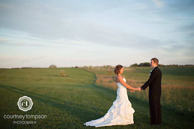 Columbia-MO-Wedding-Photography-Serenity-Valley-Winery-by-Courtney-Tompson-Photography