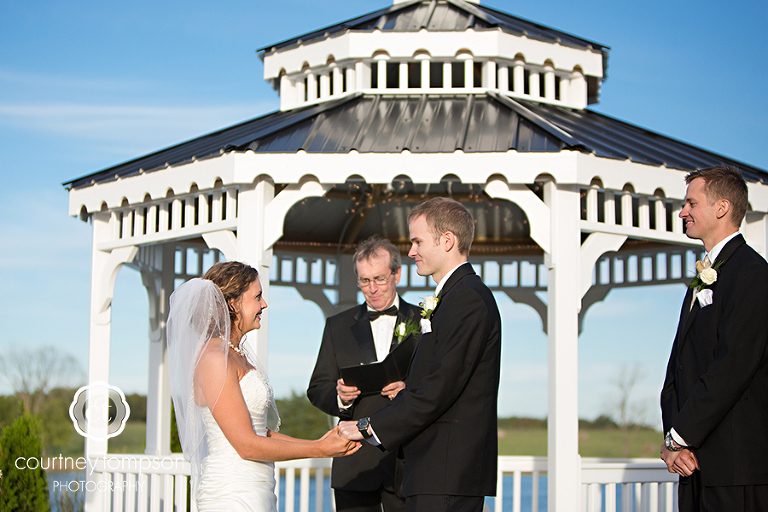 Columbia-MO-Wedding-Photography-Serenity-Valley-Winery-by-Courtney-Tompson-Photography