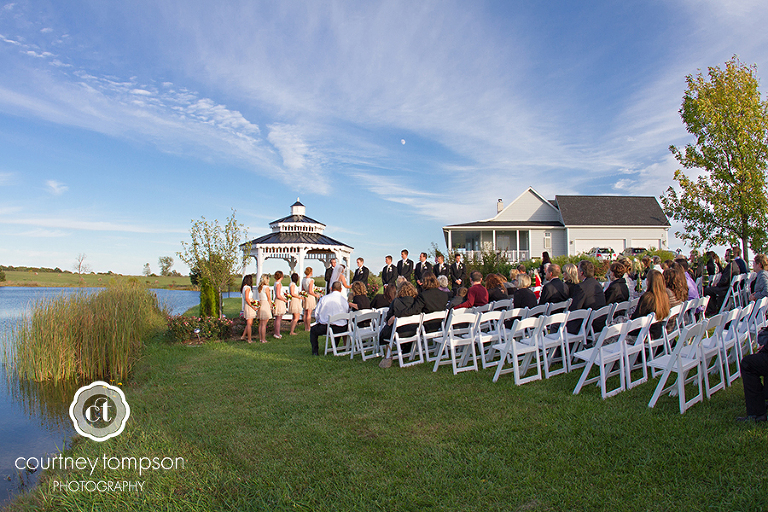 Columbia-MO-Wedding-Photography-Serenity-Valley-Winery-by-Courtney-Tompson-Photography