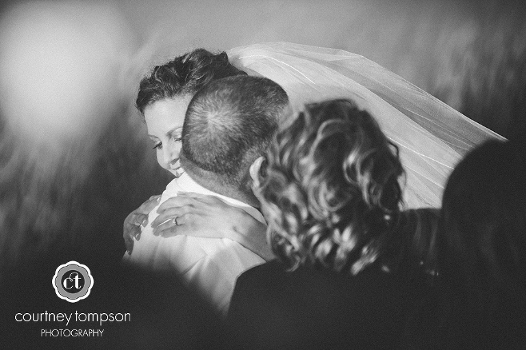 Columbia-MO-Wedding-Photography-Serenity-Valley-Winery-by-Courtney-Tompson-Photography