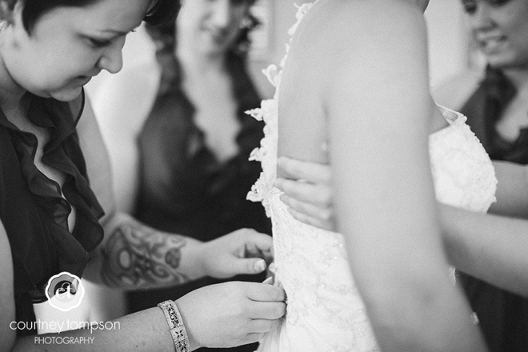 Columbia-MO-Country-Club-Wedding-by-Courtney-Tompson-Photography