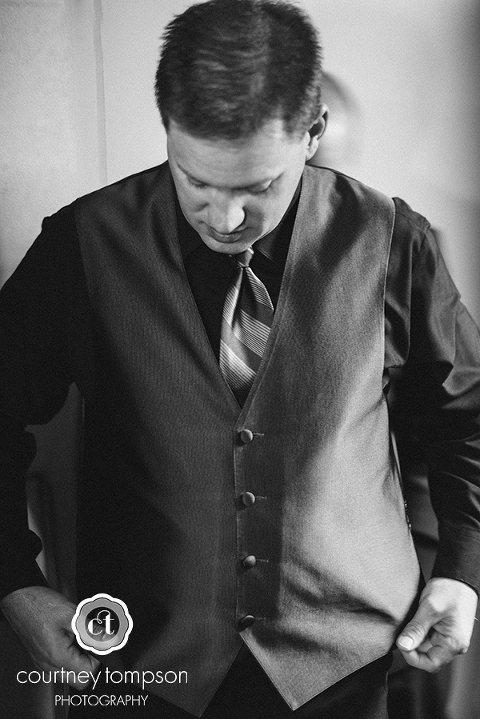 Columbia-MO-Country-Club-Wedding-by-Courtney-Tompson-Photography