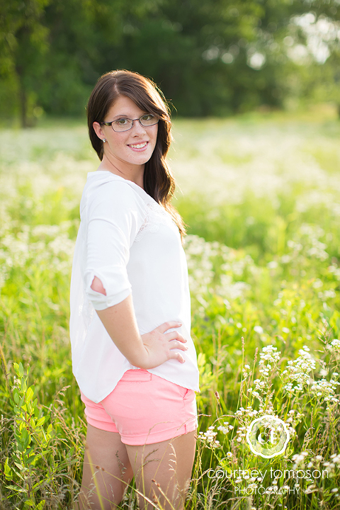 Brooke-High-School-Senior-Photography-By-Courtney-Tompson