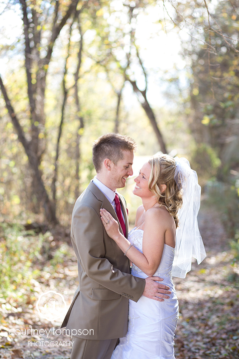 Shanna-and-Will-Rocheport-MO-Wedding-Photography-By-Courtney-Tompson-Photography