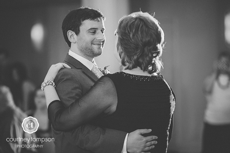 Columbia-MO-Wedding-Photography-by-Courtney-Tompson-Photography