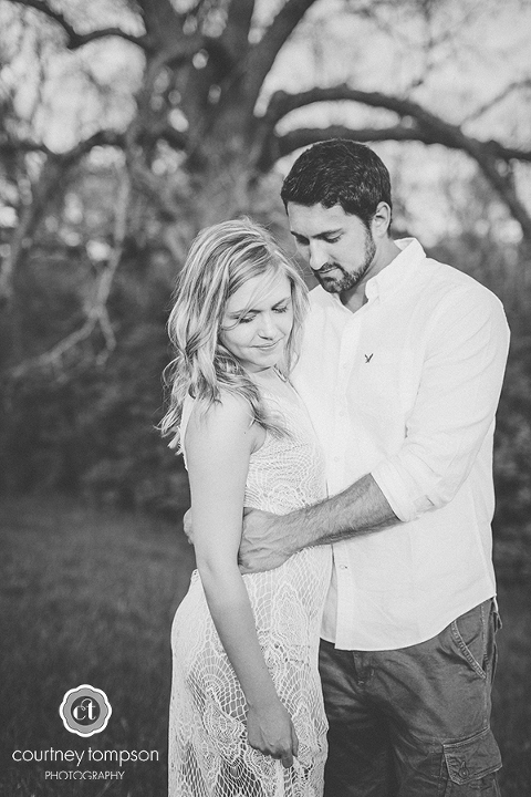 Olivia-and-Ryan-Mid-Missouri-Wedding-Photography-by-Courtney-Tompson