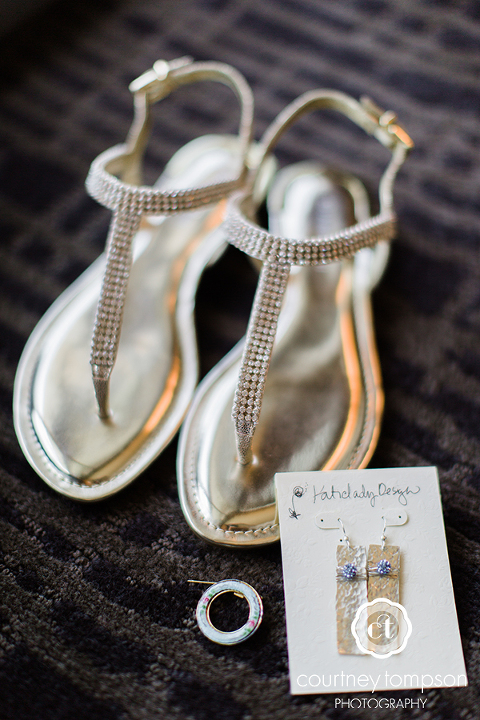 Columbia-MO-Wedding-logboat-brewing-company-with-annabelle-events-by-courtney-tompson-photography