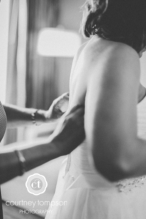 Columbia-MO-Wedding-logboat-brewing-company-with-annabelle-events-by-courtney-tompson-photography