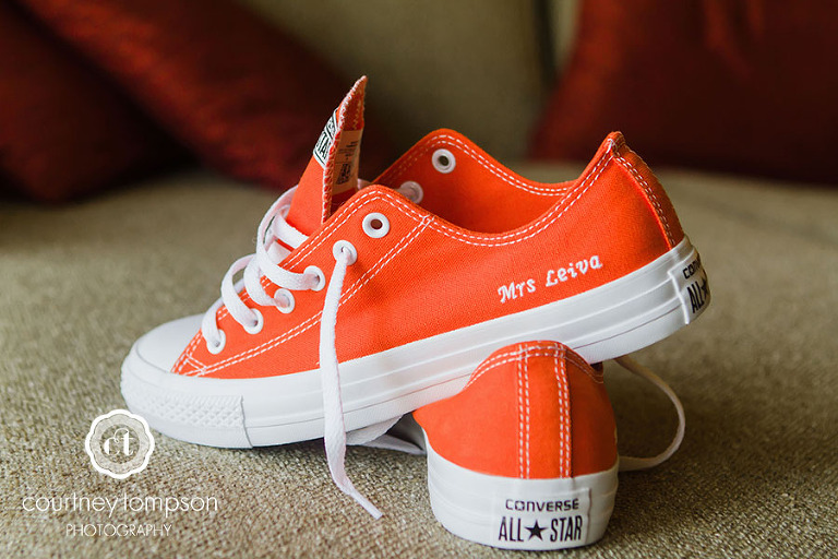 Columbia-MO-Wedding-logboat-brewing-company-with-annabelle-events-by-courtney-tompson-photography