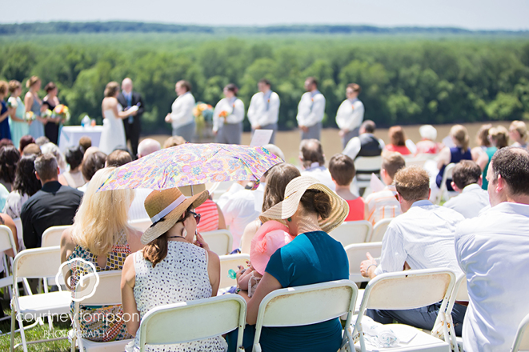 Columbia-MO-Wedding-logboat-brewing-company-with-annabelle-events-by-courtney-tompson-photography
