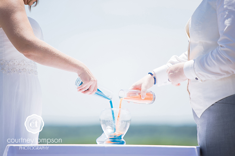 Columbia-MO-Wedding-logboat-brewing-company-with-annabelle-events-by-courtney-tompson-photography