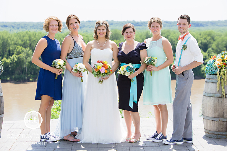 Columbia-MO-Wedding-logboat-brewing-company-with-annabelle-events-by-courtney-tompson-photography