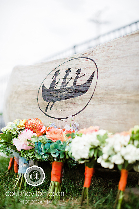 Columbia-MO-Wedding-logboat-brewing-company-with-annabelle-events-by-courtney-tompson-photography