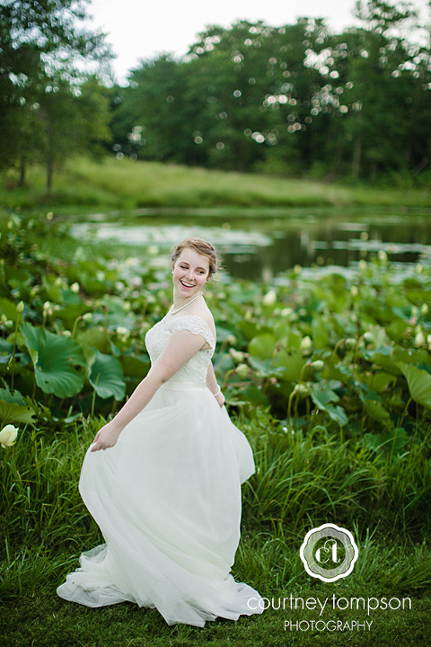 Hannah-and-Alex-wedding-photography-by-courtney-tompson-photography