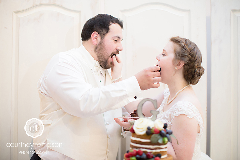 Hannah-and-Alex-wedding-photography-by-courtney-tompson-photography