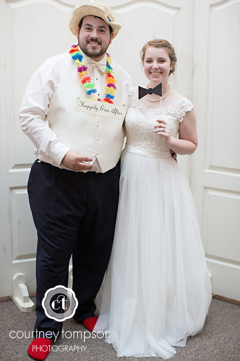 Hannah-and-Alex-wedding-photography-by-courtney-tompson-photography