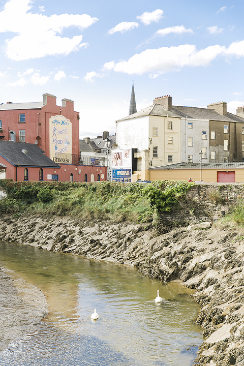 Waterford-Kinsale-Dunmore-East-Ireland-Emerald-Isle-courtney-tompson-photography-solo-backpacking-adventure-woman-traveling-europe-travel-photography