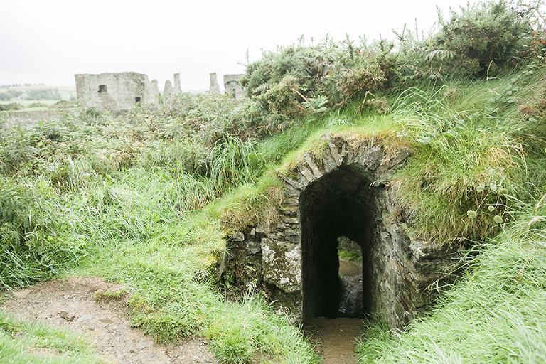 Waterford-Kinsale-Dunmore-East-Ireland-Emerald-Isle-courtney-tompson-photography-solo-backpacking-adventure-woman-traveling-europe-travel-photography