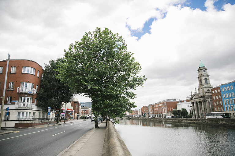 Dublin-Ireland-by-Courtney-Tompson-Photography-Travel-Photography-solo-backpacking-trip-wanderlust-wanderer-emerald-isle-fun-city