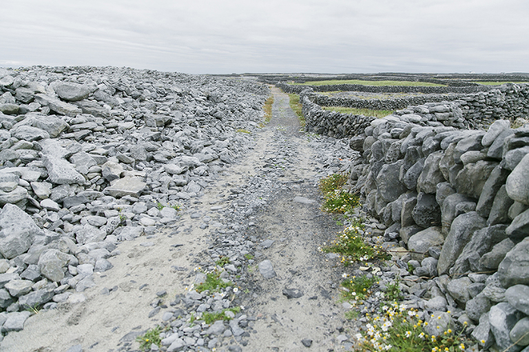 Aran-Islandm-Inisheer-and-cliffs-of-moher-galway-ireland-travel-photography-by-courtney-tompson-solo-backpacking-adventure
